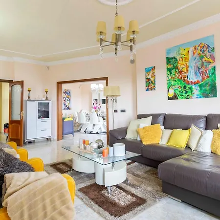 Дом отдыха Luxury Канделария